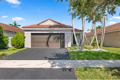 1425  Majesty Ter, Weston, FL 33327 - Photo 1