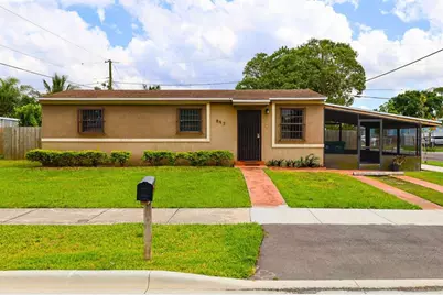 893 NW 2nd St, Florida City, FL 33034 - Photo 1