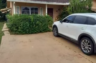 6717 NW 60th St, Tamarac, FL 33321 - Photo 1