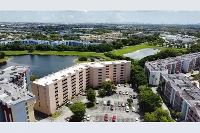 9688 W Fontainebleau Blvd, Unit #211, Miami, FL 33172 - Photo 1