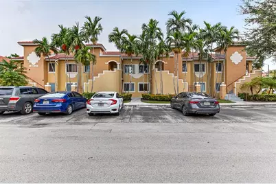 7901 NW 6th St, Unit #103, Pembroke Pines, FL 33024 - Photo 1
