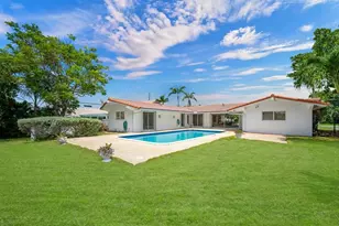 232 Codrington Dr, Lauderdale by the Sea, FL 33308 - Photo 1