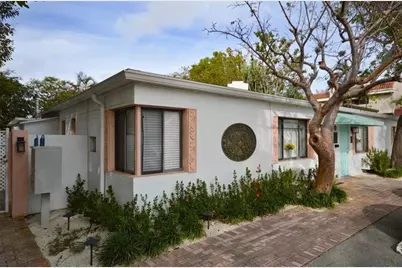 835 NE 15th Ave, Unit #5, Fort Lauderdale, FL 33304 - Photo 1