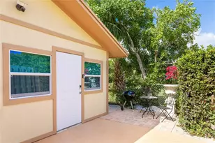 1724 37th St, West Palm Beach, FL 33407 - Photo 1