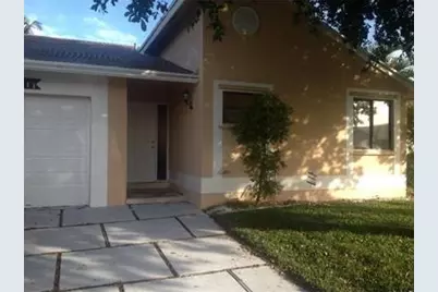 11111 SW 10th St, Pembroke Pines, FL 33025 - Photo 1