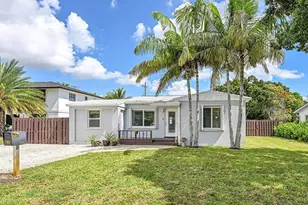 801 SW 14th Ct, Fort Lauderdale, FL 33315 - Photo 1