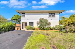 711 SE 3rd, Deerfield Beach, FL 33441 - Photo 1