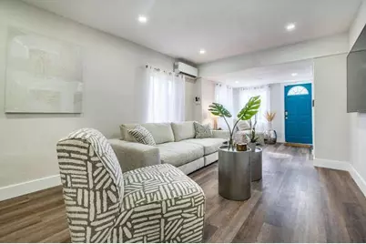 919 NE 37th Street, Oakland Park, FL 33334 - Photo 1