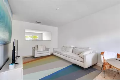 1200 NE 17th Ct, Unit #5, Fort Lauderdale, FL 33305 - Photo 1