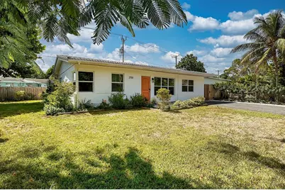 2701 NE 9th Avenue, Pompano Beach, FL 33064 - Photo 1