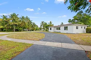 540 E Evanston Cir, Fort Lauderdale, FL 33312 - Photo 1