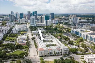 533 NE 3rd Ave, Fort Lauderdale, FL 33301 - Photo 1
