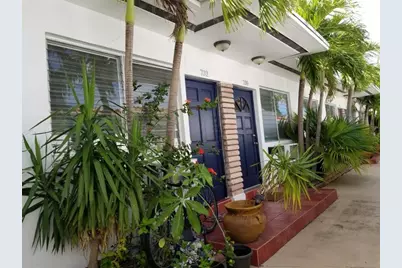 724 85th Street #728, Miami Beach, FL 33141 - Photo 1