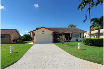 10407 NW 70th St, Tamarac, FL 33321 - Photo 1