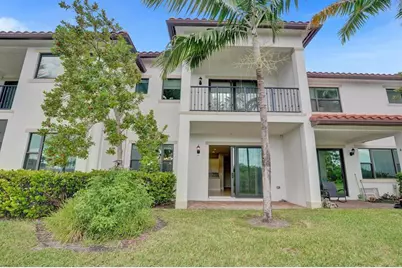 1601 SW 113th Ave, Pembroke Pines, FL 33025 - Photo 1