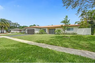 5361 SW 7th St, Plantation, FL 33317 - Photo 1