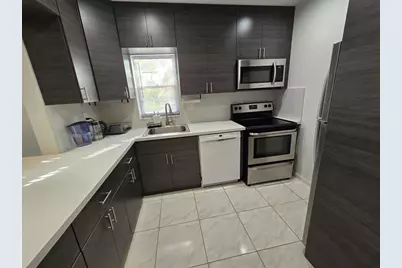 2200 E Hallandale Beach Blvd, Unit #101, Hallandale Beach, FL 33009 - Photo 1