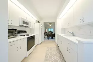 901 SW 141st Ave, Hollywood, FL 33027 - Photo 1