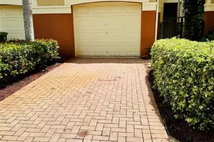 3878 Tree Top Dr, Weston, FL 33332 - Photo 1