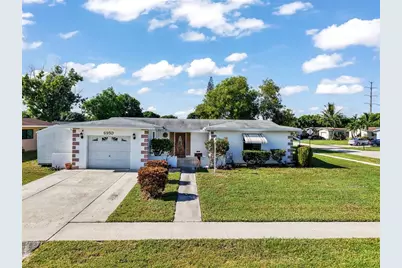 6950 SW 9th Pl, North Lauderdale, FL 33068 - Photo 1