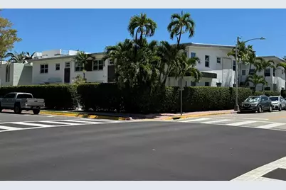 935  8th St, Unit #5, Miami Beach, FL 33139 - Photo 1