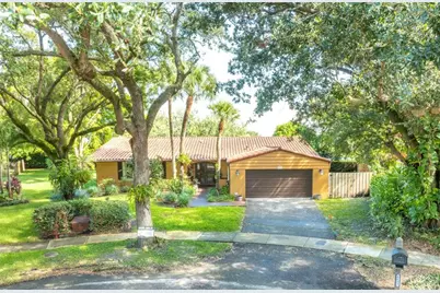 8635 Menteith Terrace, Miami Lakes, FL 33016 - Photo 1