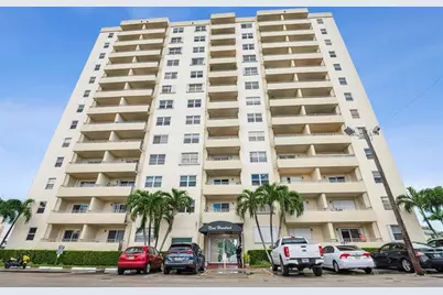 900 NE 18th Ave, Unit #208, Fort Lauderdale, FL 33304 - Photo 1