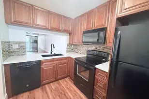 1172 NW 106th Terrace, Pembroke Pines, FL 33026 - Photo 1