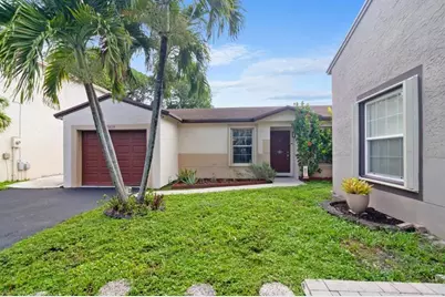 19835 NW 64th Place, Hialeah, FL 33015 - Photo 1