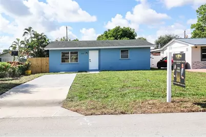 5654  Papaya Rd, West Palm Beach, FL 33413 - Photo 1