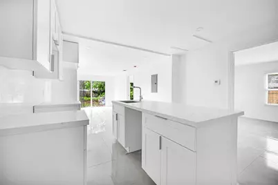 127 NE 8th St, Pompano Beach, FL 33060 - Photo 1