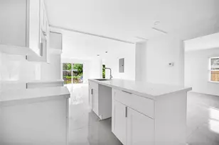 127 NE 8th St, Pompano Beach, FL 33060 - Photo 1