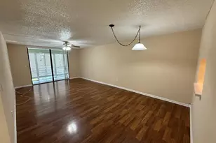 1820 N Lauderdale Ave, North Lauderdale, FL 33068 - Photo 1