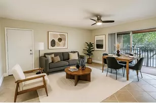 10717 Cleary Bl Unit, Plantation, FL 33324 - Photo 1