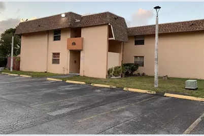 890 SW 129th Pl, Unit #209, Miami, FL 33184 - Photo 1