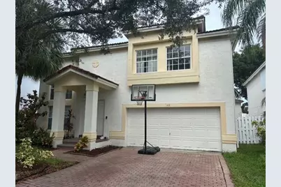 143  Gables Blvd, Weston, FL 33326 - Photo 1