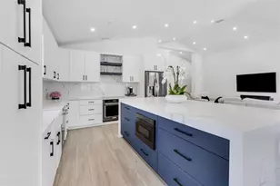 558 Slippery Rock Rd, Weston, FL 33327 - Photo 1