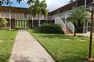 411 S Crescent Dr, Hollywood, FL 33021 - Photo 1