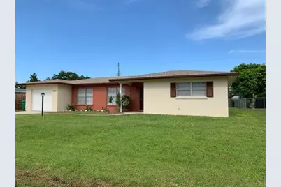 423 NE Willows Ave, Port Saint Lucie, FL 34952 - Photo 1