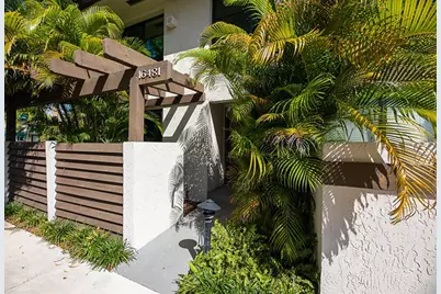 16481 NE 26th Ave, Unit #20, North Miami Beach, FL 33160 - Photo 1