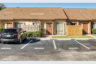 11054 NW 38th St, Sunrise, FL 33351 - Photo 1