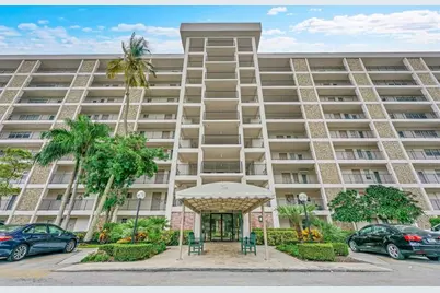 3150 N Palm Aire Dr, Unit #403, Pompano Beach, FL 33069 - Photo 1