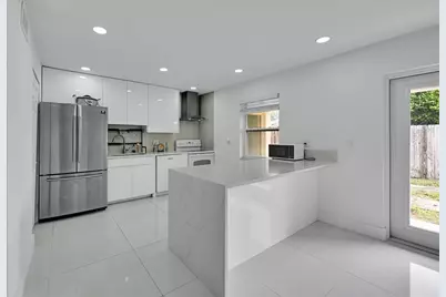 3028 NW 69th Ct, Fort Lauderdale, FL 33309 - Photo 1