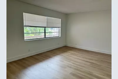 241 SE 9th Avenue #208, Pompano Beach, FL 33060 - Photo 1