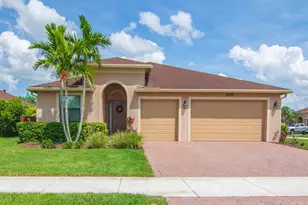 10058 W Verona Cir, Vero Beach, FL 32966 - Photo 1