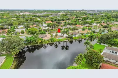 240  El Dorado Pkwy, Plantation, FL 33317 - Photo 1