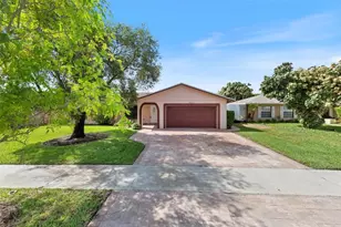 12520 SW 10th Ct, Davie, FL 33325 - Photo 1