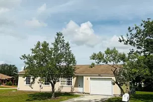 2791 SE Buccaneer Cir, Port Saint Lucie, FL 34952 - Photo 1