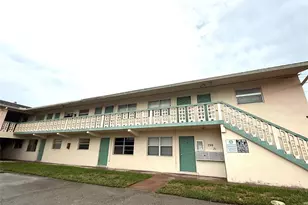 290 NE 40th St, Oakland Park, FL 33334 - Photo 1