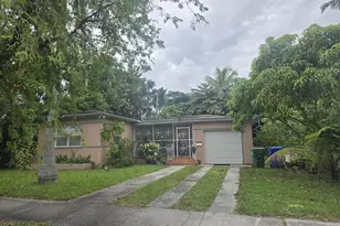 7520 NE 5th Ave, Miami, FL 33138 - Photo 1